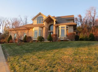 1019 Lexington Dr, Export, PA