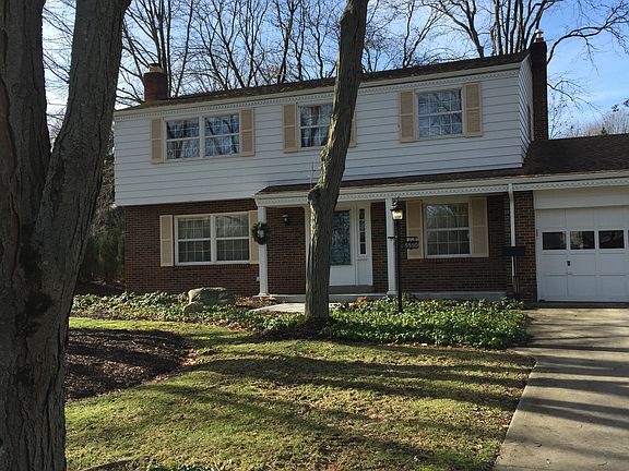 2nd image of 8350 Sunnydale Dr