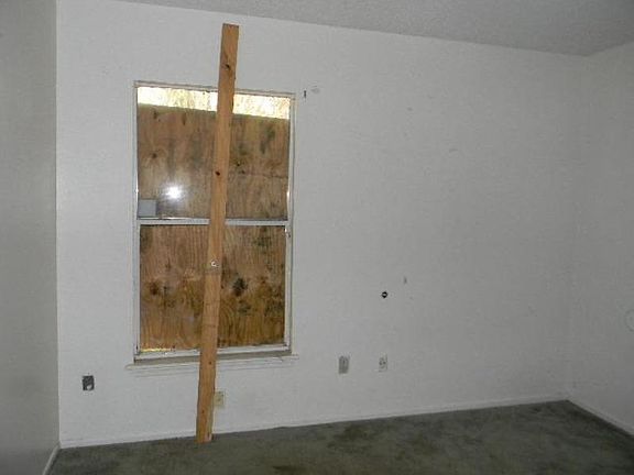 4th image of 7477 Crooked Lake Cir