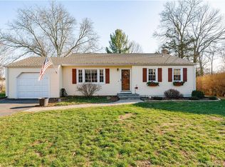 11 Bonnie Dr, Farmington, CT 06032