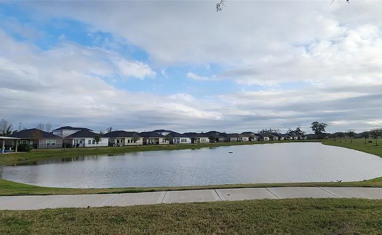 201 Water Grass Trl — Photo 36