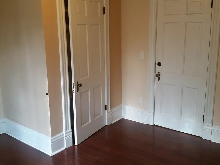 1203-1205 Chandler St #3B — Photo 22