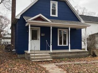 916 Lincoln St, Traverse City, MI 49686