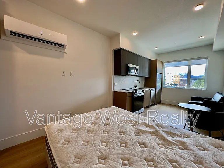 720 Klo Rd #521 — Photo 6