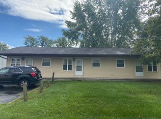 1006 Davis St, Charleston, IL
