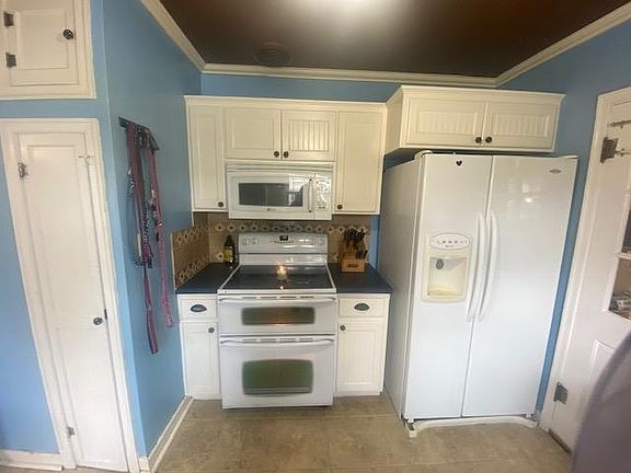 3rd image of 1141 S D St
