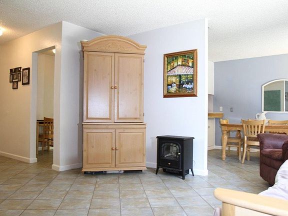 5th image of 7100 Catamaran Dr