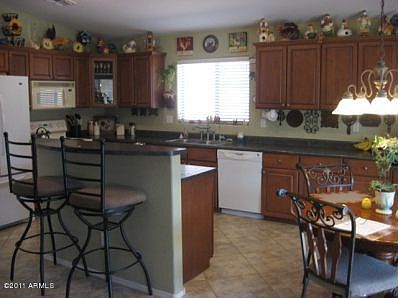 3rd image of 14223 W Dahlia Dr