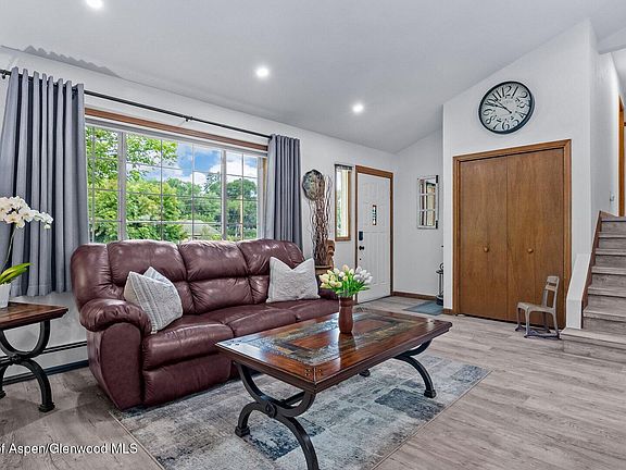5th image of 774 Buckeye Ct
