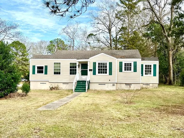 601 Langley Dr, Dothan, AL 36301