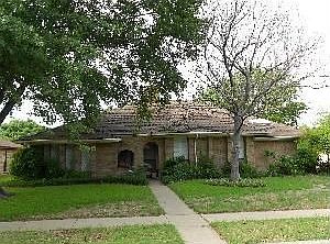 1st image of 1403 Forsythe Dr