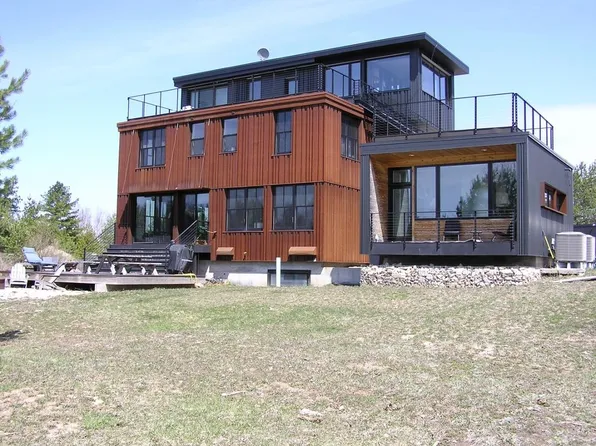 1240 Range Line Rd, Washington Island, WI 54246