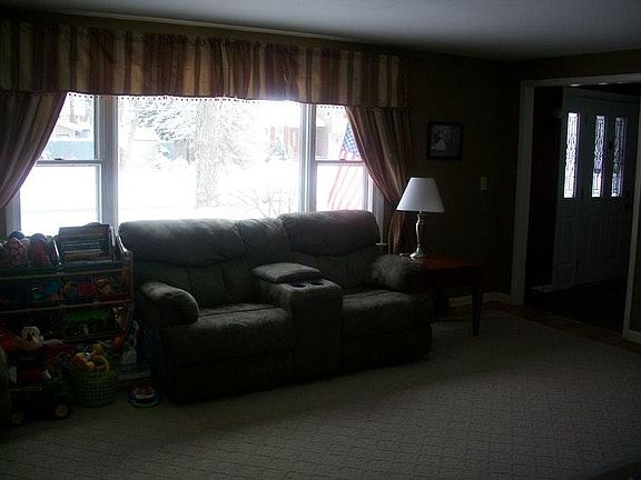 5th image of 7733 Fireside Dr