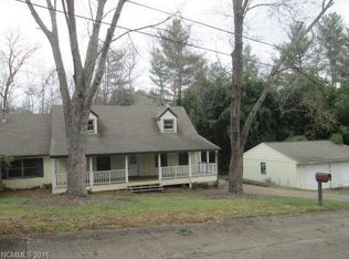 84 Chambers View Dr, Clyde, NC 28721