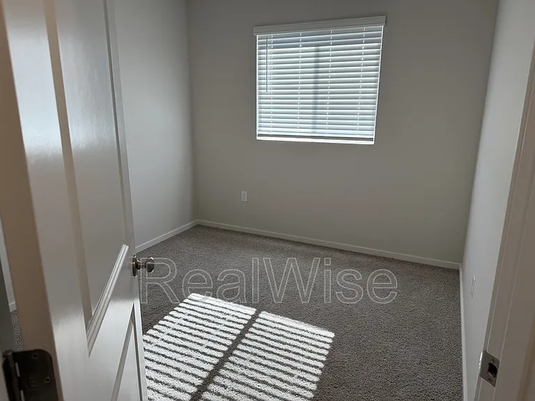 62755 Eagle Rd — Photo 31