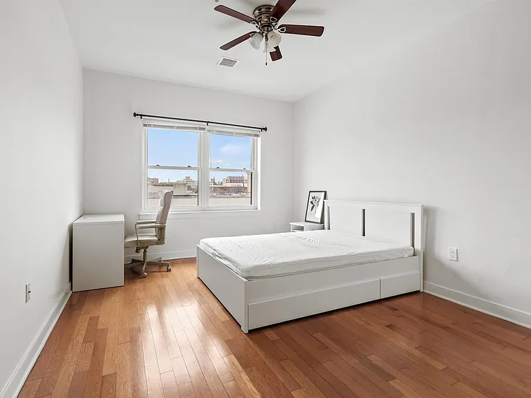 172 Culver Ave #407 — Photo 17