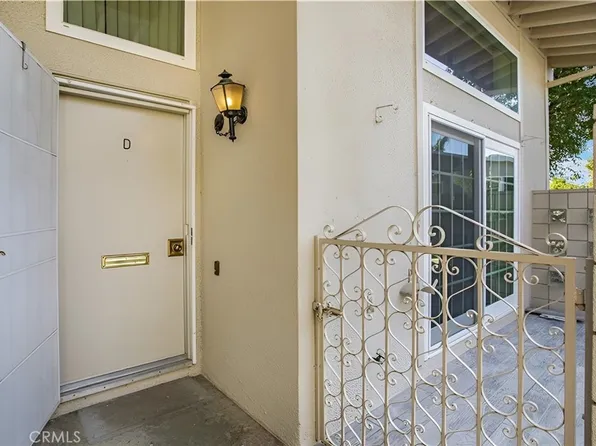 397 Avenida Castilla Unit D, Laguna Woods, CA 92637