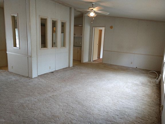 4th image of 1043 Orchard Park Dr