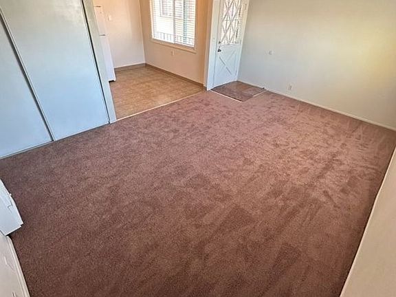 4th image of 3444 Redwood Ct APT 4