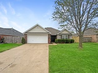 3108 S Arkansas St, Rogers, AR 72758