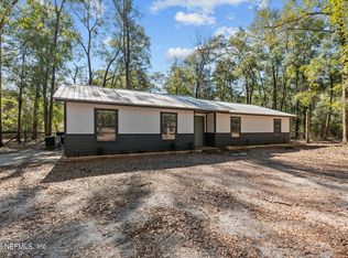 4189 Chokeberry Rd, Middleburg, FL 32068