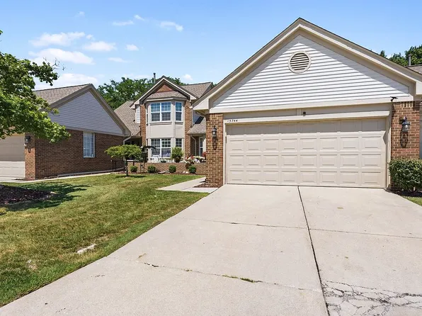 15744 Golfview Drive Blvd, Riverview, MI 48193