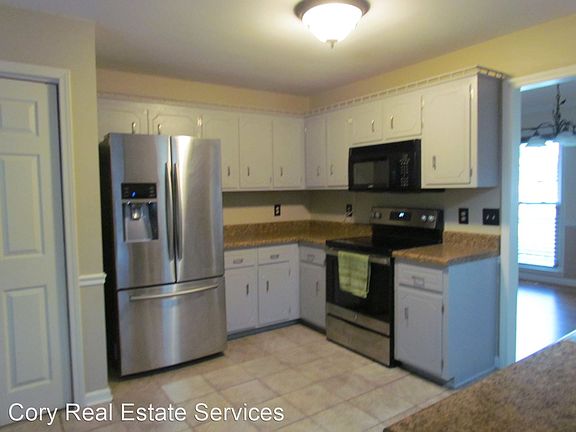 4th image of 2172 Amadeus Dr