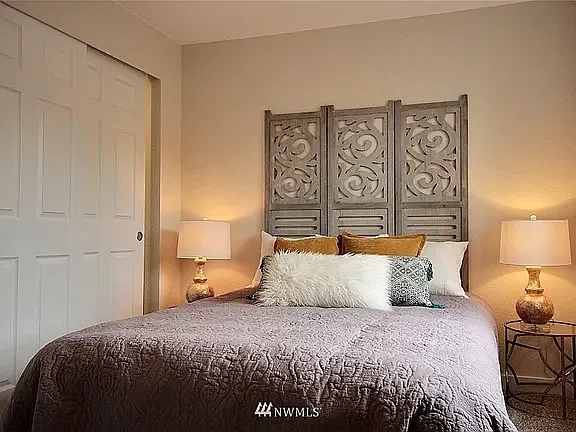 9255 Greenwood Ave N #26 — Photo 9