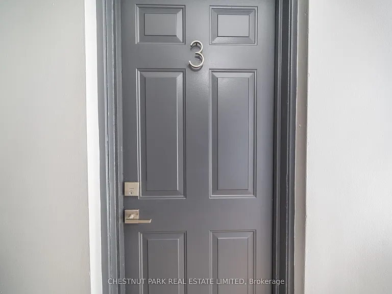 42 Cavell Ave — Photo 33