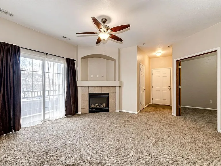 5255 Memphis St #917 — Photo 18