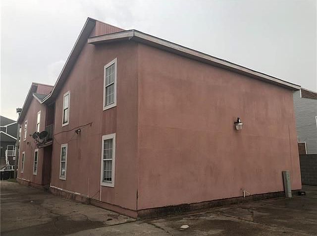 1st image of 6861 Tara Ln