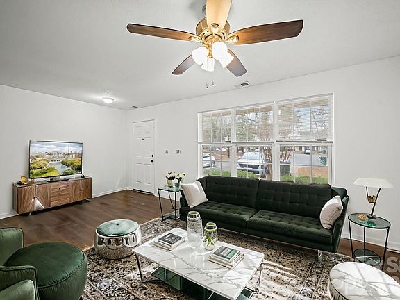 4th image of 6766 Cypress Tree Ln