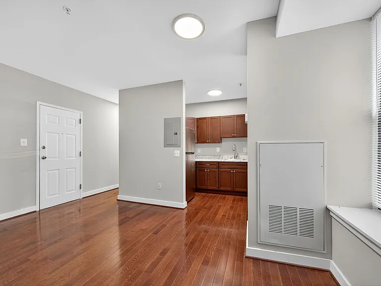 1440 W St NW #106 — Photo 4