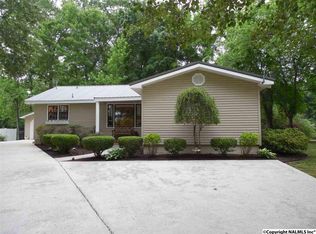 1636 Ironman Rd, Hartselle, AL 35640