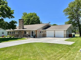 1009 N Defiance St, Archbold, OH 43502