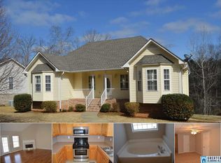 2055 Hickory Ln, Fultondale, AL 35068