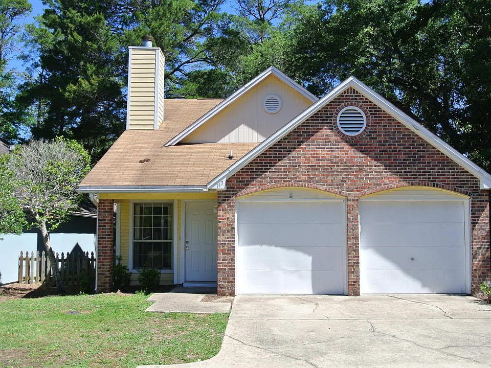 1st image of 117 Parkwood Dr
