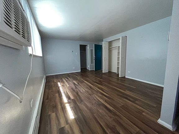 2nd image of 20 S Pennsylvania St #3
