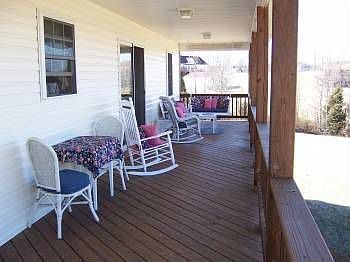 3rd image of 119 Old Farm Holw