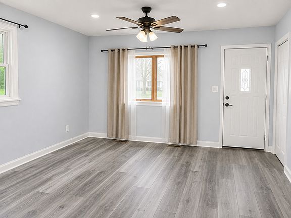 3rd image of 1180 Larkdale Row