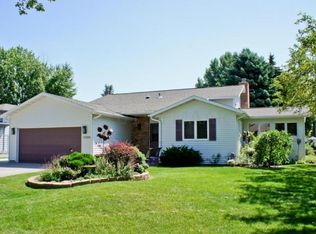 2202 18th Ave S, Fargo, ND 58103