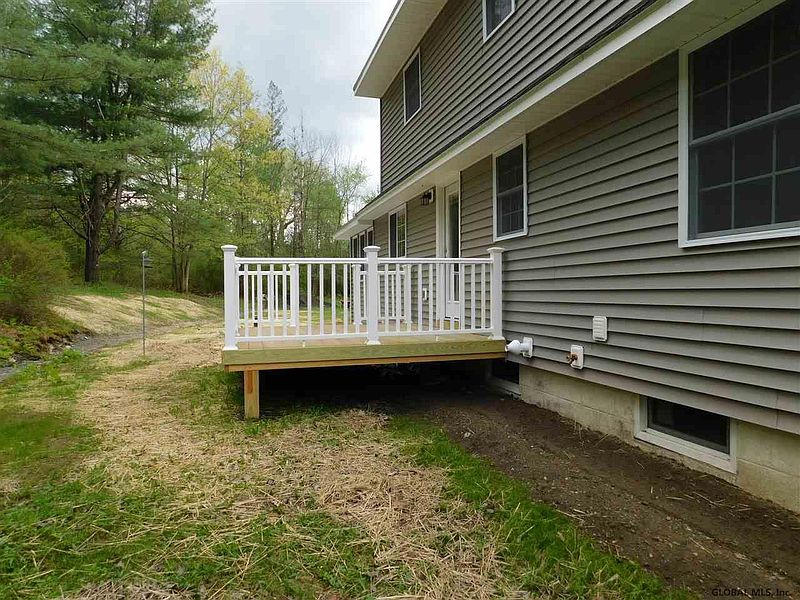 4th image of 1075 VAN PATTEN Road