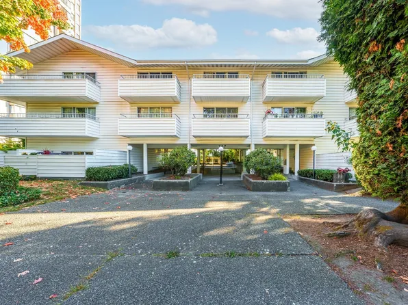707 8th St #313, New Westminster, BC V3M 3S6