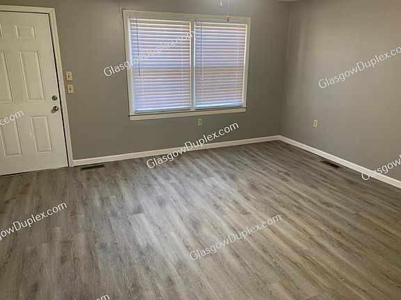 3rd image of 101 Floral Dr