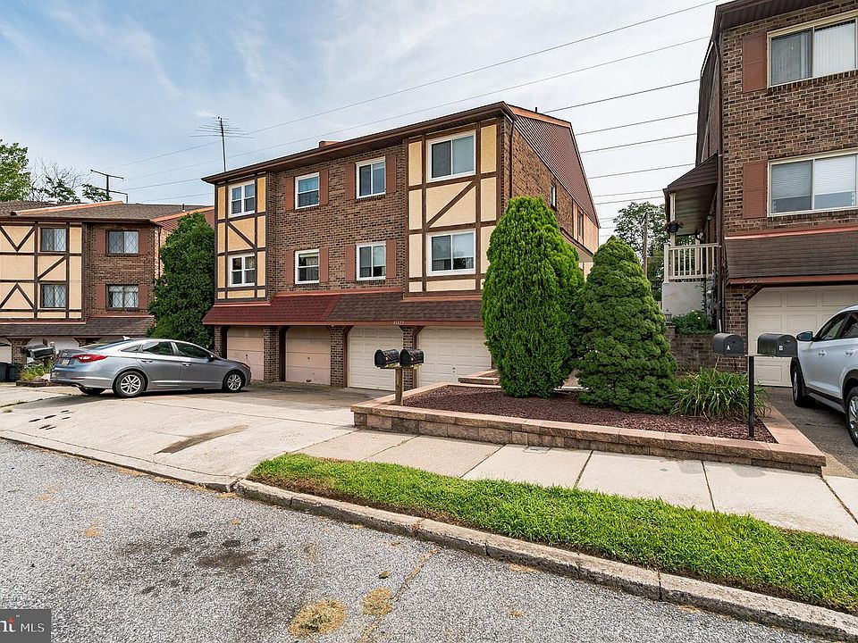 1st image of 15177 Beverly Dr