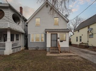 4002 Ardmore Ave, Cleveland, OH 44109