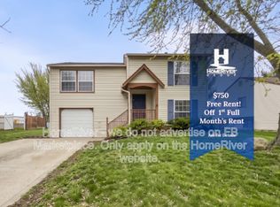 192 Country Wood Dr, Whiteland, IN 46184