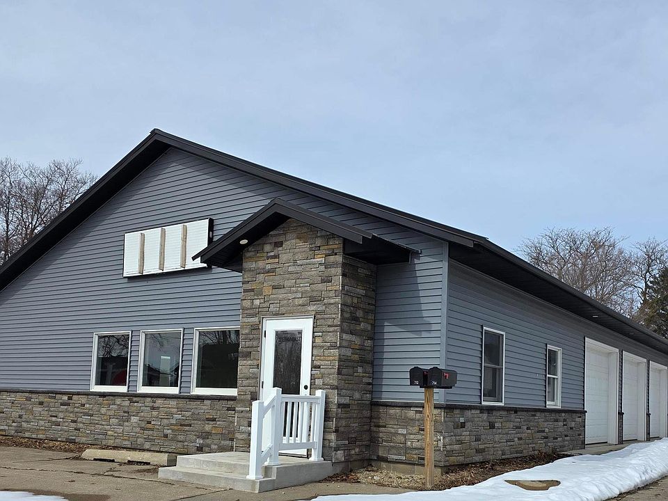 1st image of 712 E Main St