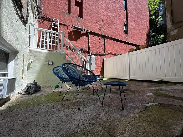 10 Spring St #GARDEN — Photo 7