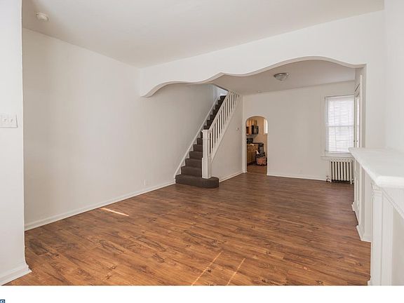 5th image of 1406 N Hollywood St